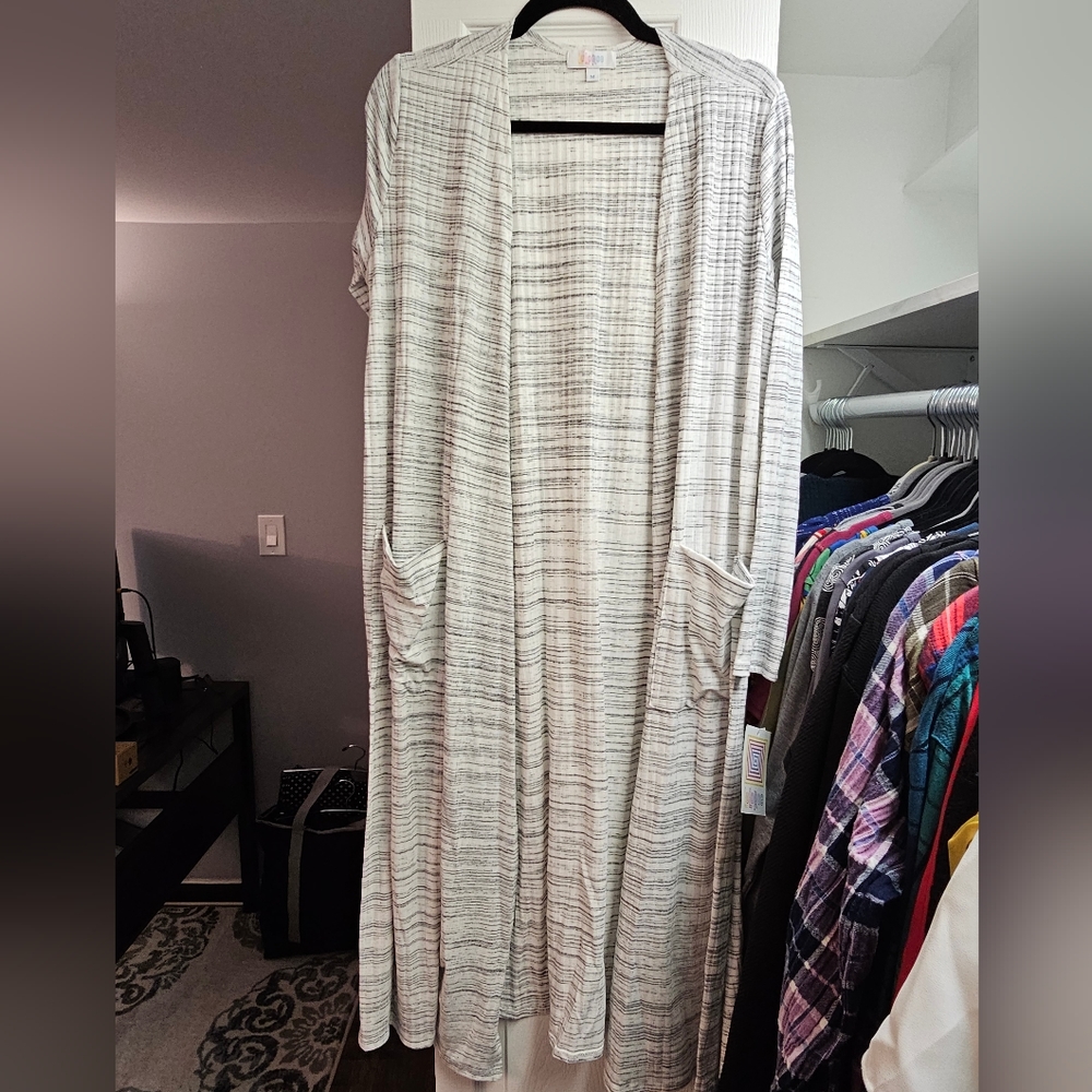 LulaRoe Sarah Long Cardigan - Size M